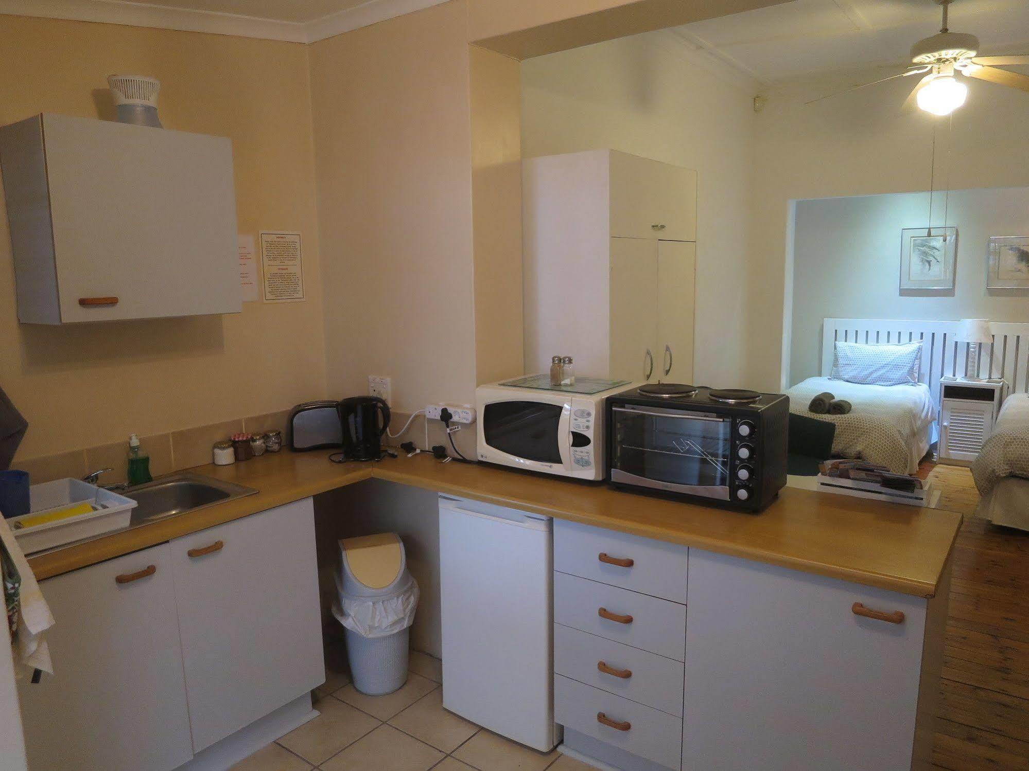 Dempsey'S Self-Catering Guest House 포트엘리자베스 외부 사진
