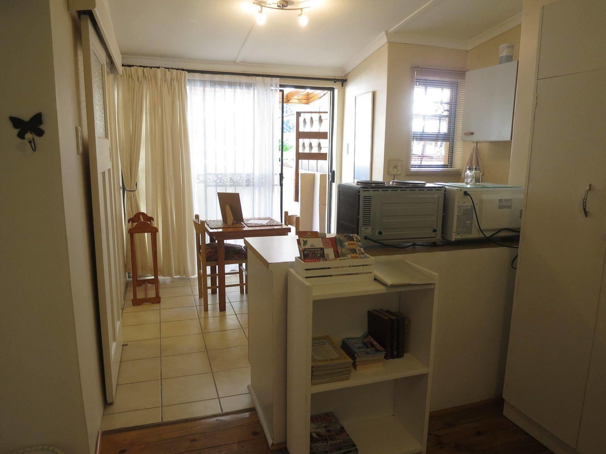 Dempsey'S Self-Catering Guest House 포트엘리자베스 외부 사진